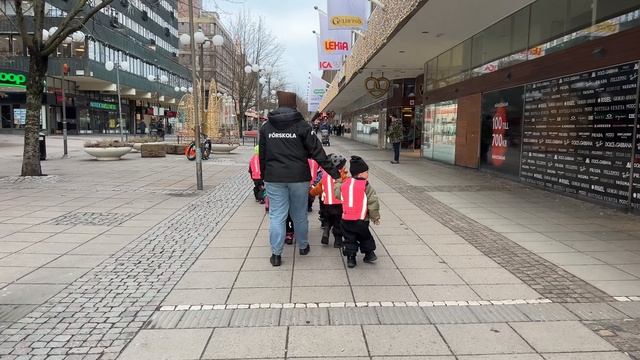 DAILY VLOG. ГУЛЯЕМ ПО СЁДЕРТЕЛЬЕ. ШВЕЦИЯ #скандинавия #швецияDAILY VLOG. ГУЛЯЕМ ПО СЁДЕРТЕЛЬЕ. ШВЕЦИ