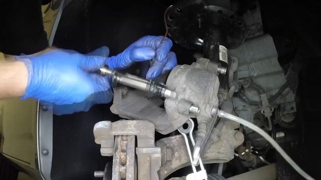 How to Jack and support the front on a Ford Mondeo 2007 to 2014 смотреть онлайн