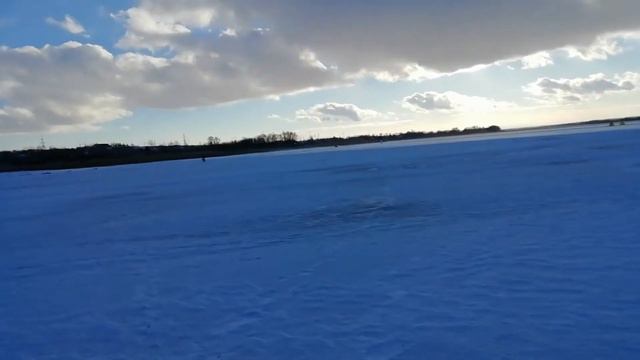 Попытка порыбачить. Сильный ветер.