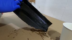 CHEAPEST way to make CARBON FIBER. No specialist tools. Hand laminating [DIY]
