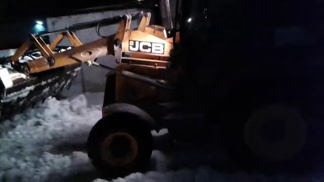 Чистка снега спецтехникой смотреть онлайн
