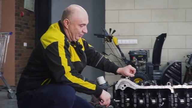 We make a working I-6 out of two Lada 4-cyl engines смотреть онлайн