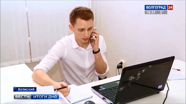 Все о JUST APPLE в одном видео смотреть онлайн