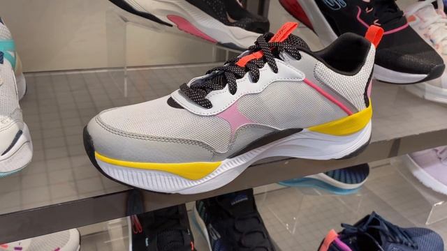 Skechers Mira (White/Multi) - Item Number: 149881-WMLT смотреть онлайн