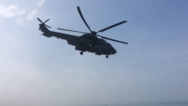Super Puma EC 225 décollage смотреть онлайн