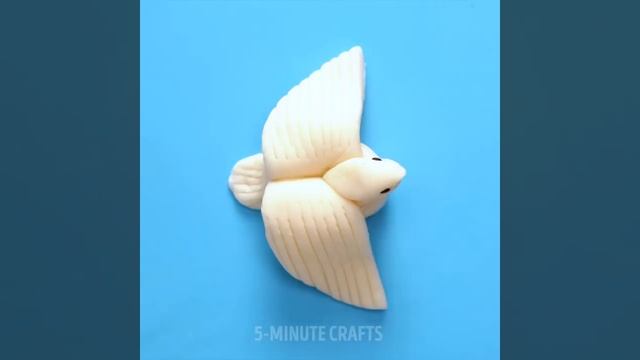 SIMPLY DELICIOUS DESSERTS