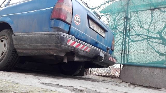Volkswagen Passat B2 1.5 diesel 1984 cold start смотреть онлайн
