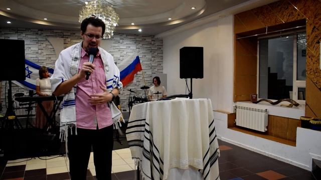 Молитва│Песня Изольётся Руах, небо водопадом смотреть онлайн
