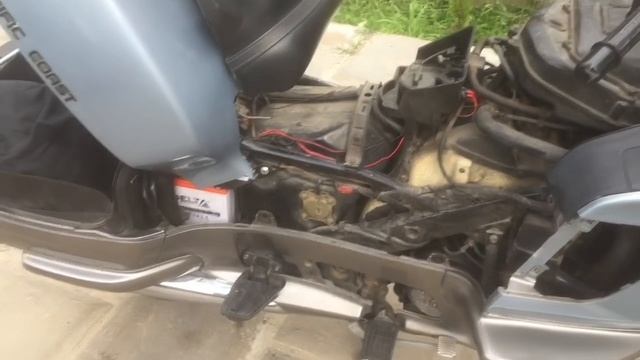 HONDA PC800 PACIFIC COAST. Не идеальный, но универсальный мотоцикл. смотреть онлайн