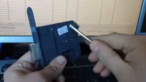 Вскрытие сувальдных замков бюджетного типа