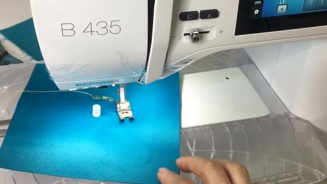 Как сделать круговую вышивку? Устройство для шитья по кругу Bernina#83. смотреть онлайн