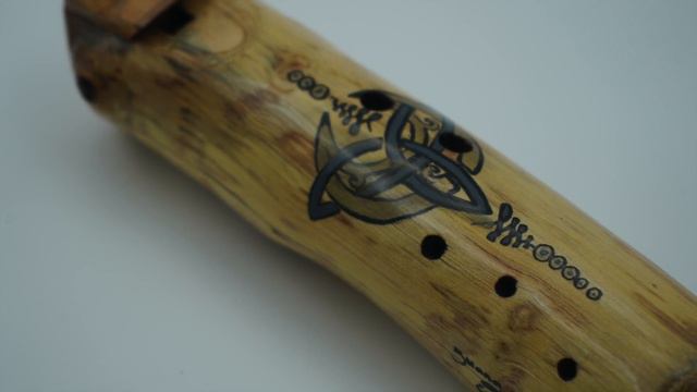 Juang Flutes Under the Celtic Moon 9" C-432 смотреть онлайн