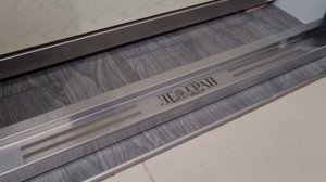 Порог из нержавеющей стали для входной двери