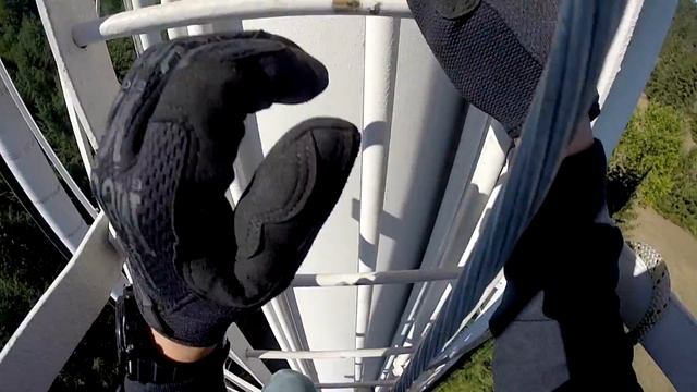 Tower Climbers смотреть онлайн