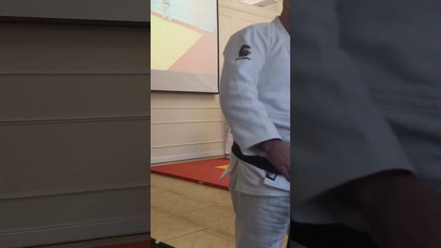 Свободный выход или выталкивание смотреть онлайн