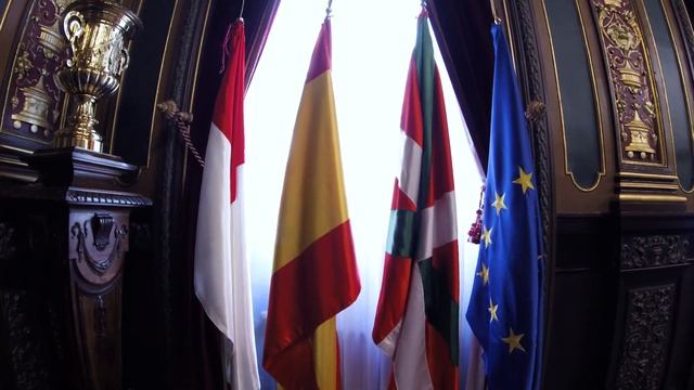 САМЫЕ КРАСИВЫЕ ЗДАНИЯ СТРАНЫ БАСКОВ. Open House Bilbao 2018 смотреть онлайн