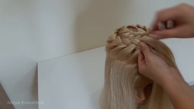 Коса вокруг головы.Коса "Улитка" Подробное видео.Braid around head.Detailed video смотреть онлайн