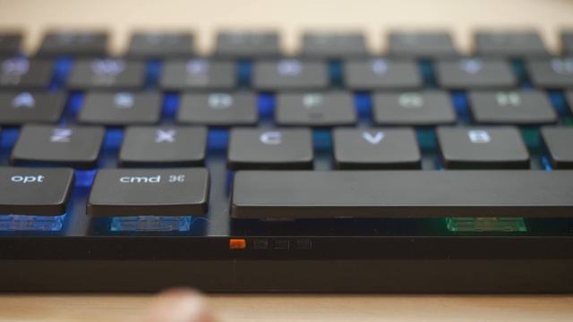 LA TASTIERA MECCANICA RGB PER APPLE (E NON SOLO)... смотреть онлайн