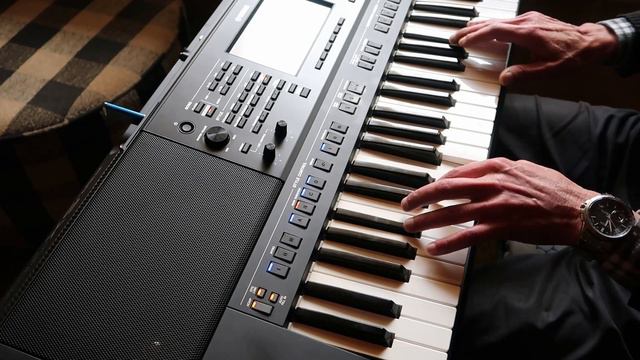 No regrets (Yamaha PSR-SX700) смотреть онлайн