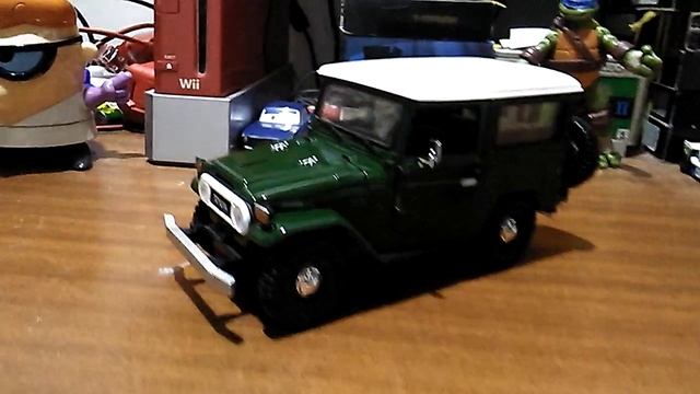 Toyota FJ-40 - A escala 1:24 - De colección - A la venta en Medellín смотреть онлайн