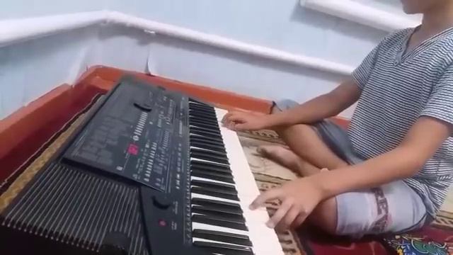 Той Музыкалары Хиты 80х YAMAHA PSR 510 смотреть онлайн