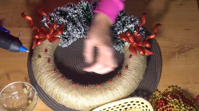 Идея - Новогоднее Украшение / Венок / DIY / HOW TO смотреть онлайн
