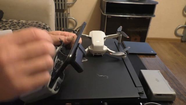 Первое включение квадрокоптера DJI Mini 2 смотреть онлайн