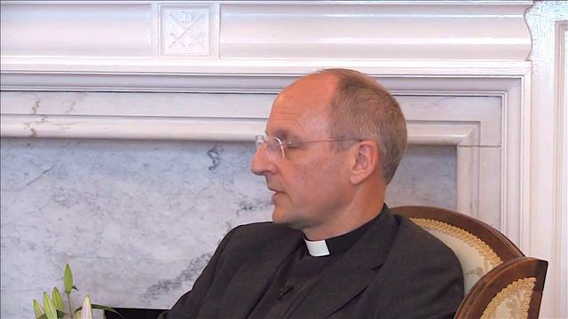 Inside St. Paul's Cathedral, London, with Dean David Ison смотреть онлайн