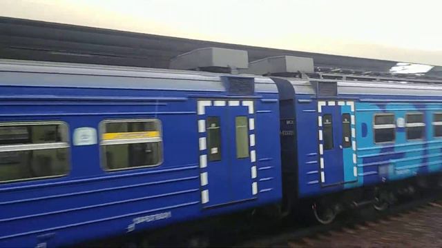 Электропоезд ЭД4М-0352 станция Лосиноостровская смотреть онлайн