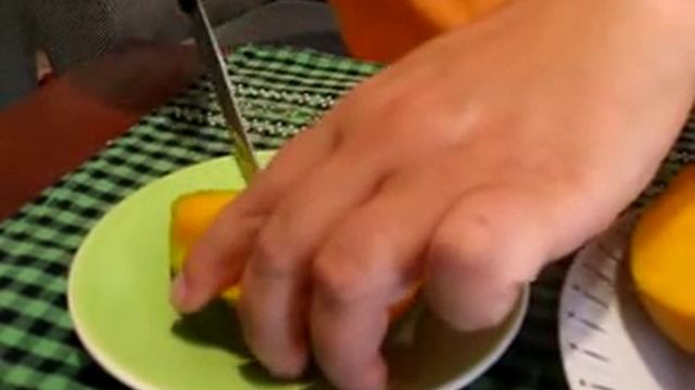 How to eat mango, Как едят манго смотреть онлайн