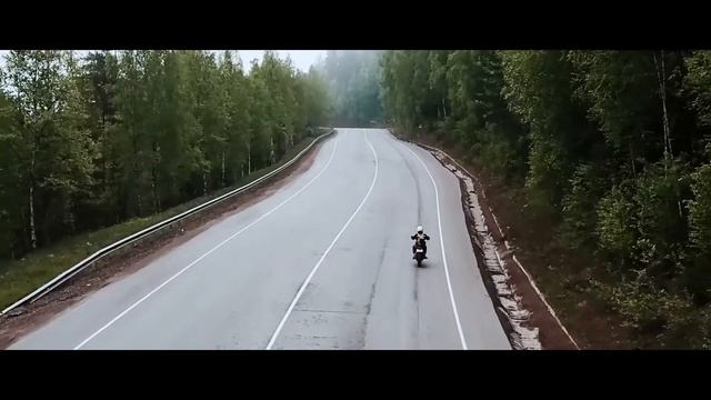 Kawasaki kle250 Anhelo CUSTOM смотреть онлайн