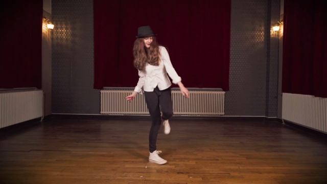 T-Step - Dance Tutorials with Smilin (E01) Electro Swing Academy смотреть онлайн