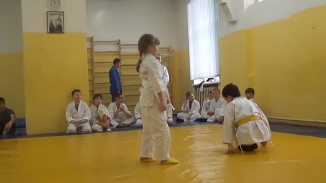 Настя и Артур (5 лет) Управление опорами. смотреть онлайн