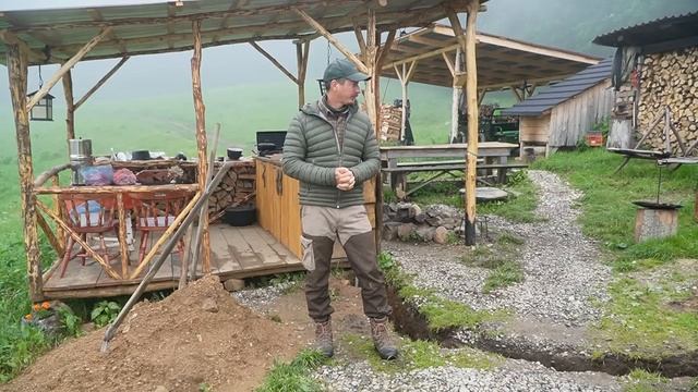 FURTUNĂ, MISTREȚ LA CEAUN, TRAG APĂ LA BUCĂTĂRIE - s3e35 смотреть онлайн