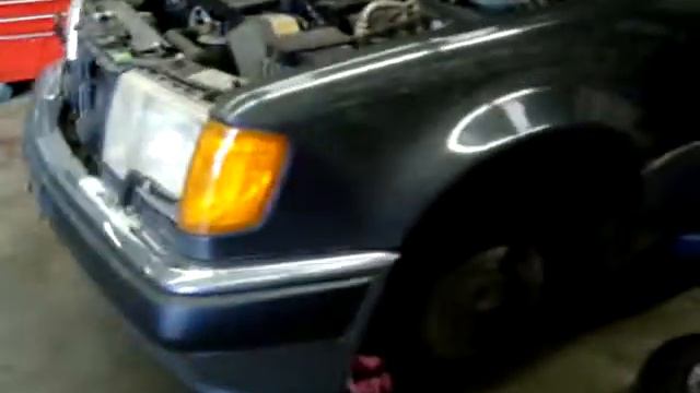 Mercedes Benz 1992 500e Partout смотреть онлайн