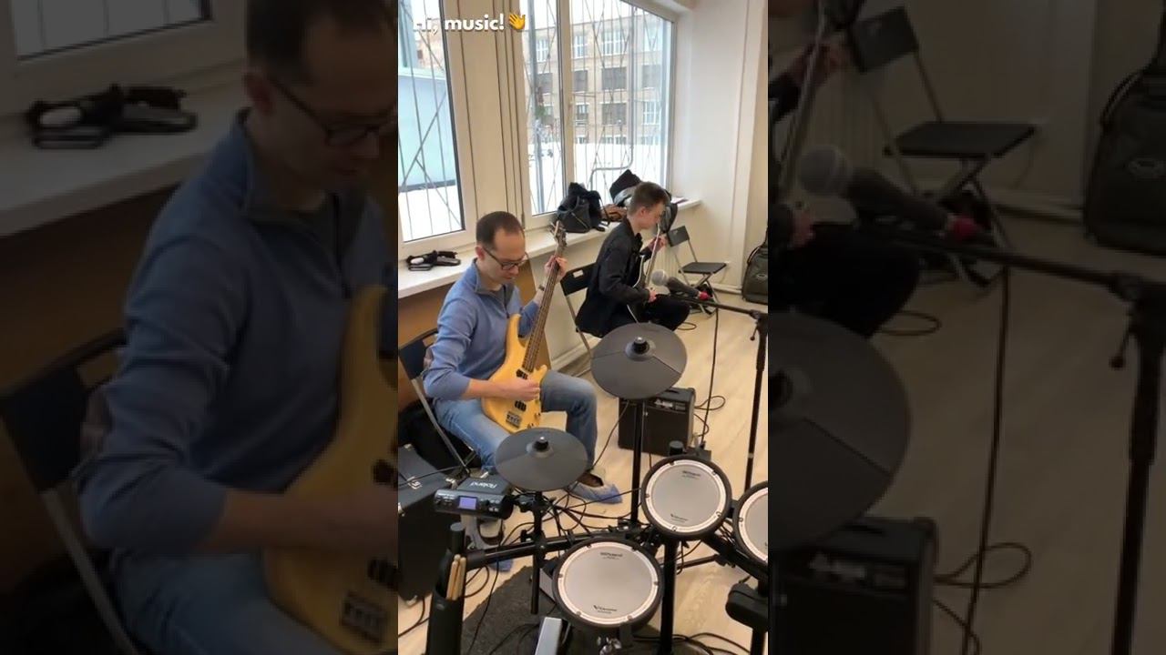 Ансамбль школы Hi, music смотреть онлайн