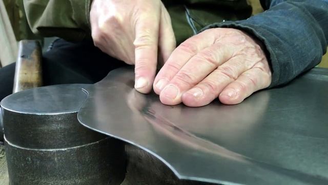 Ковка жостовского подноса. Коваль Геннадий Топтыгин.