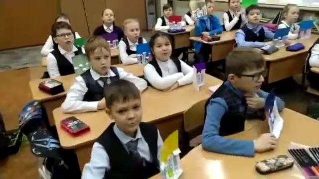 Видеопоздравление с 25-летием школы Гармония от 3 класса Кембриджского лицея смотреть онлайн