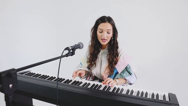 Lady Gaga - Shallow (cover). Янина Белка смотреть онлайн
