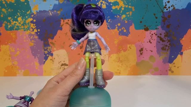 Ищем Мальчика Cupsule Chix Серия Shimmer Surge Распаковка Капсул Чикс Мега Блеск смотреть онлайн
