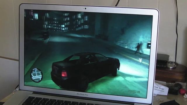 Grand Theft Auto IV on a 2011 Macbook Pro 15" смотреть онлайн