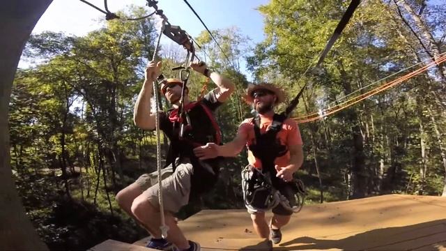 Grand Vue Park Zipline Adventure смотреть онлайн