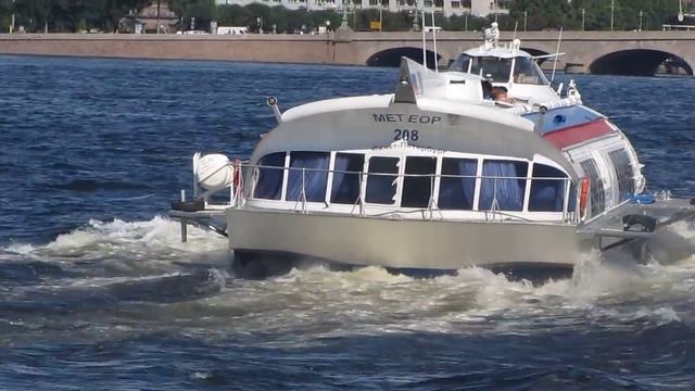 Метеор из Санкт-Петербурга до Петергофа. смотреть онлайн