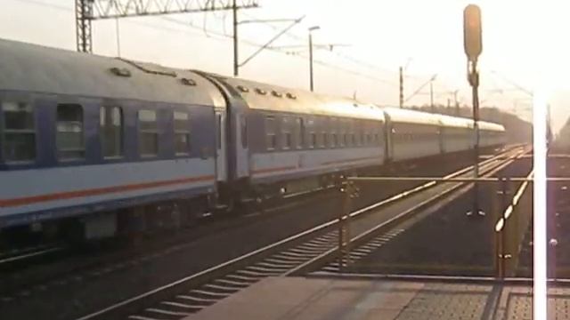 04.04.2011PKP EU07-062 Warszawa Zach. - Terespol/Moskwa смотреть онлайн