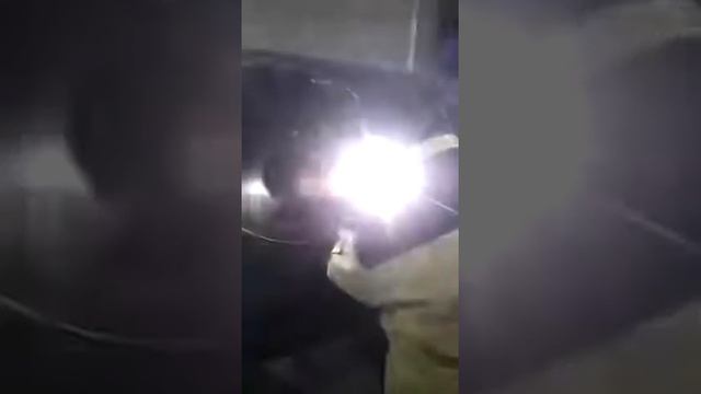 Резка отверстий ручной плазмой, плазменная резка металла от компании МеталлЭнергоХолдинг смотреть онлайн