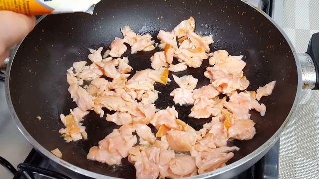 Паста с копченым лососем в сливочном соусе ?