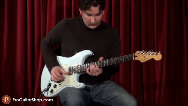 Fender Blacktop Stratocaster HH смотреть онлайн