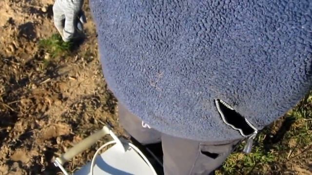 После уборки урожая картофеля осенняя вспашка Видео обзор электроплуг 6 часть смотреть онлайн