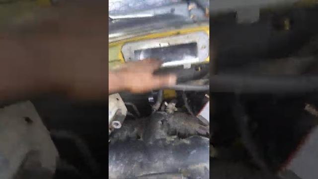 Ford Escape 2001 Alternator Replacement 6 Cylinder смотреть онлайн