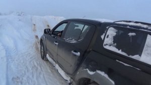 Первые вылазки на бездорожье. Mitsubishi L200 Котяра